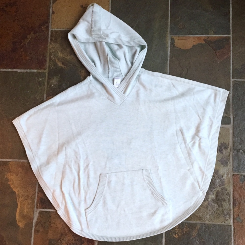 Ivivva Lululemon Girls Sweater Poncho sz 8
